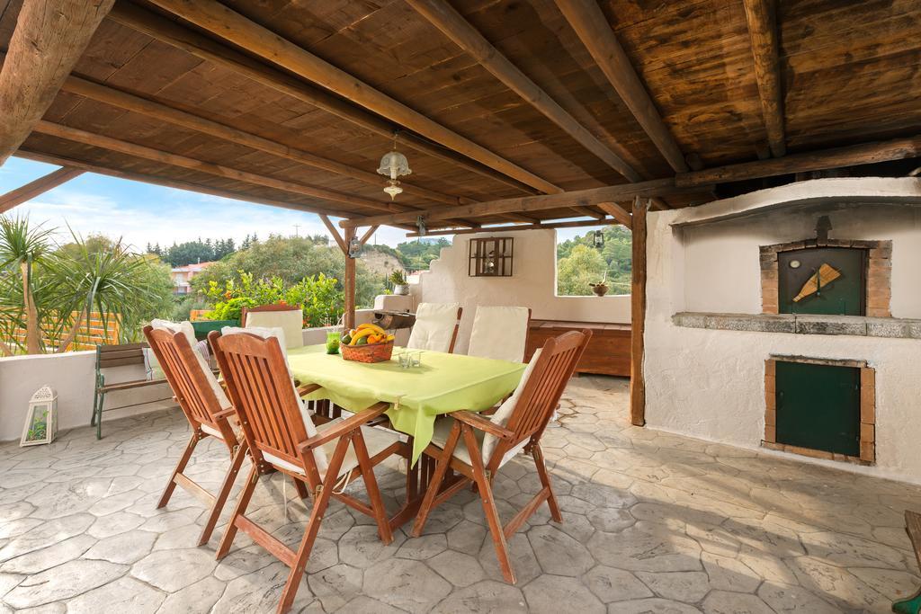 Natura House Jaliszósz Kültér fotó